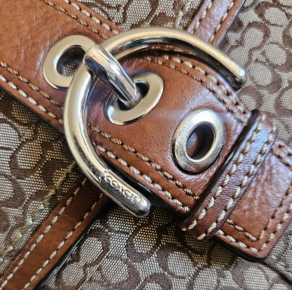 Vintage Coach Y2K Brown Mini C Signature Soho Buckle Crossbody Bag - Picture 7 of 12